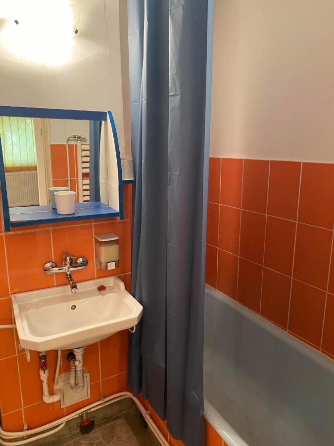 Best Home Hunedoara Buitenkant foto