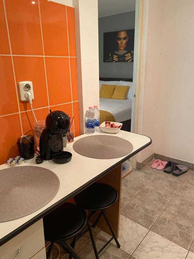 Best Home Hunedoara Buitenkant foto